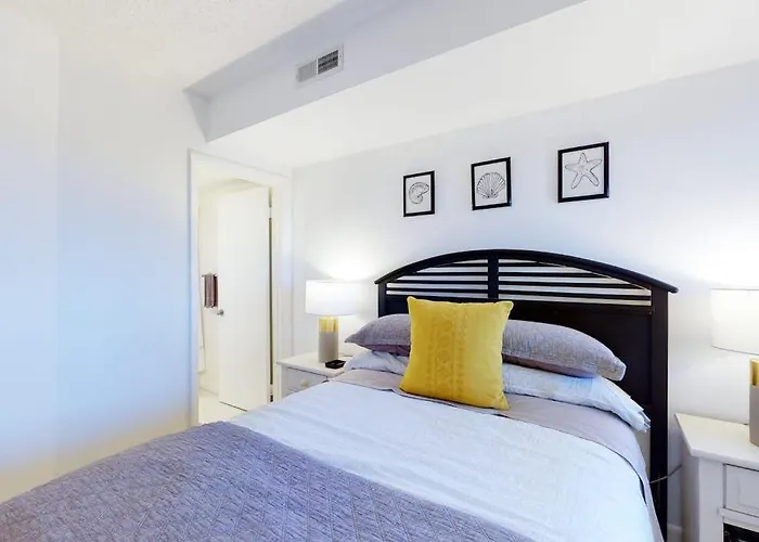Cozy Beachfront With Balcony Ac Pools Game & Gym * Ocean City