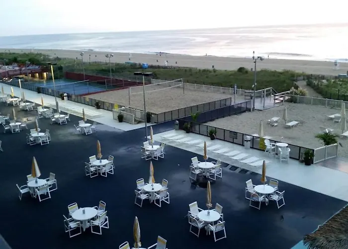 Cozy Beachfront With Balcony Ac Pools Game & Gym * Ocean City